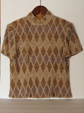 Adrianna Papell Gold Beaded Siquins Short-Sleeve Diamond Pattern Elegant Top